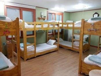 ג'גו Joseph Tree Guest House מראה חיצוני תמונה